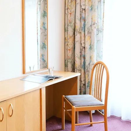 Pirmin Apartment
